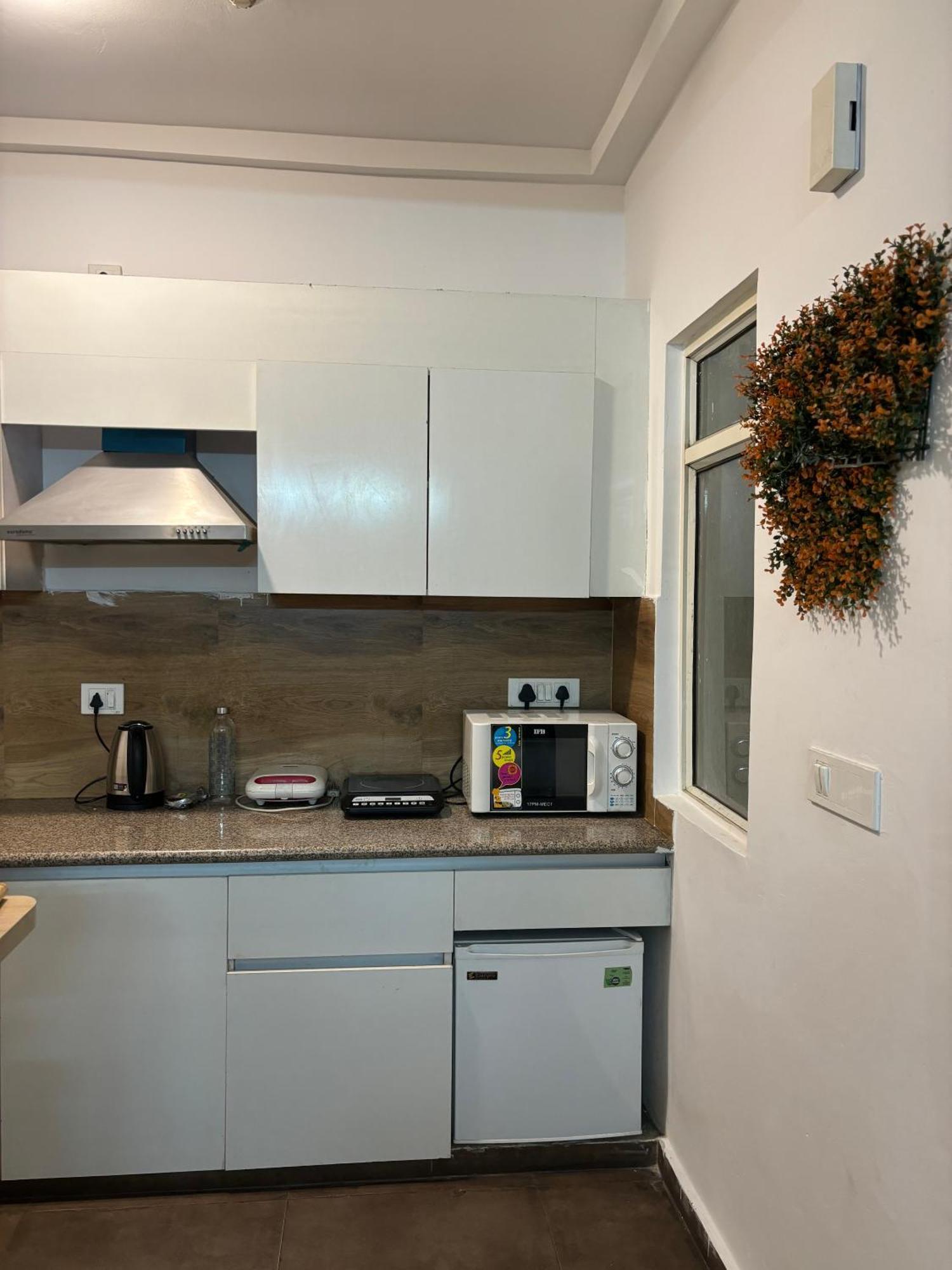 Guti Buti Homes Νόιντα Εξωτερικό φωτογραφία