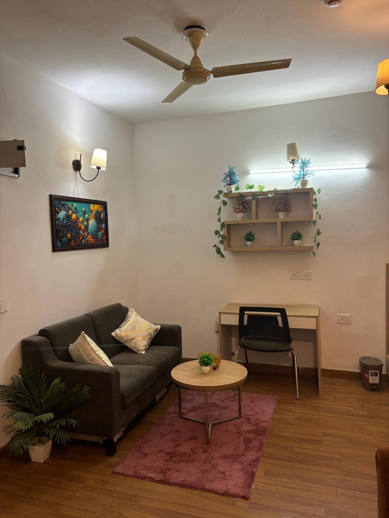 Guti Buti Homes Νόιντα Εξωτερικό φωτογραφία